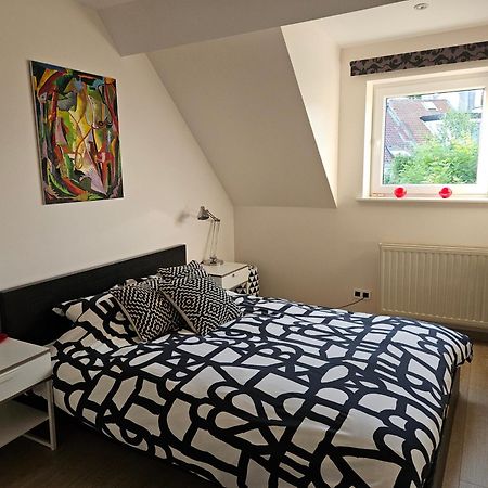 ブリュッセルModern Duplex With Gardenアパートメント エクステリア 写真